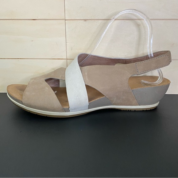 Dansko Vicki Sandals Cream Taupe Women's Size 12 Shoes EU42 Leather Slingback - Picture 4 of 11